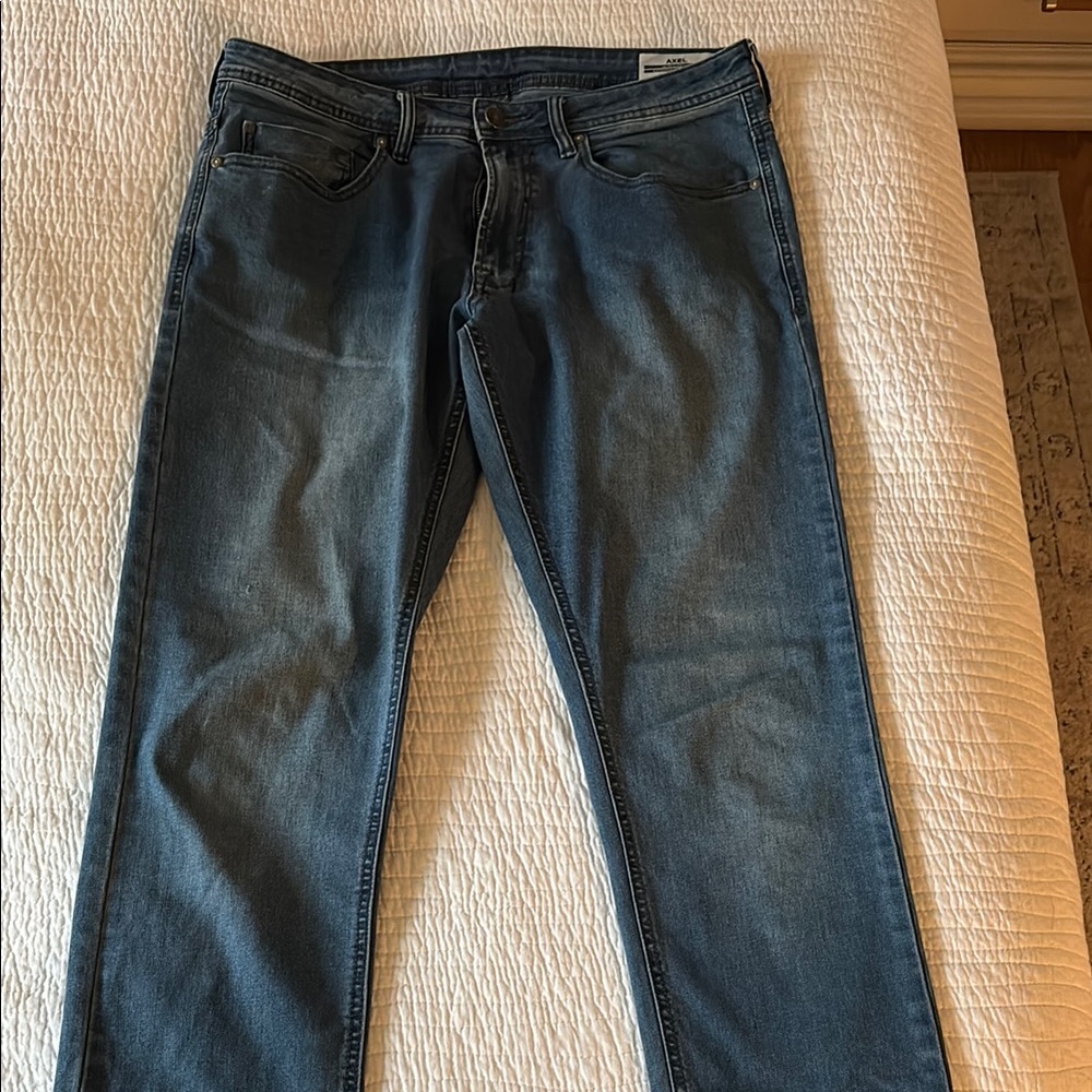 Men's Blue Jeans
